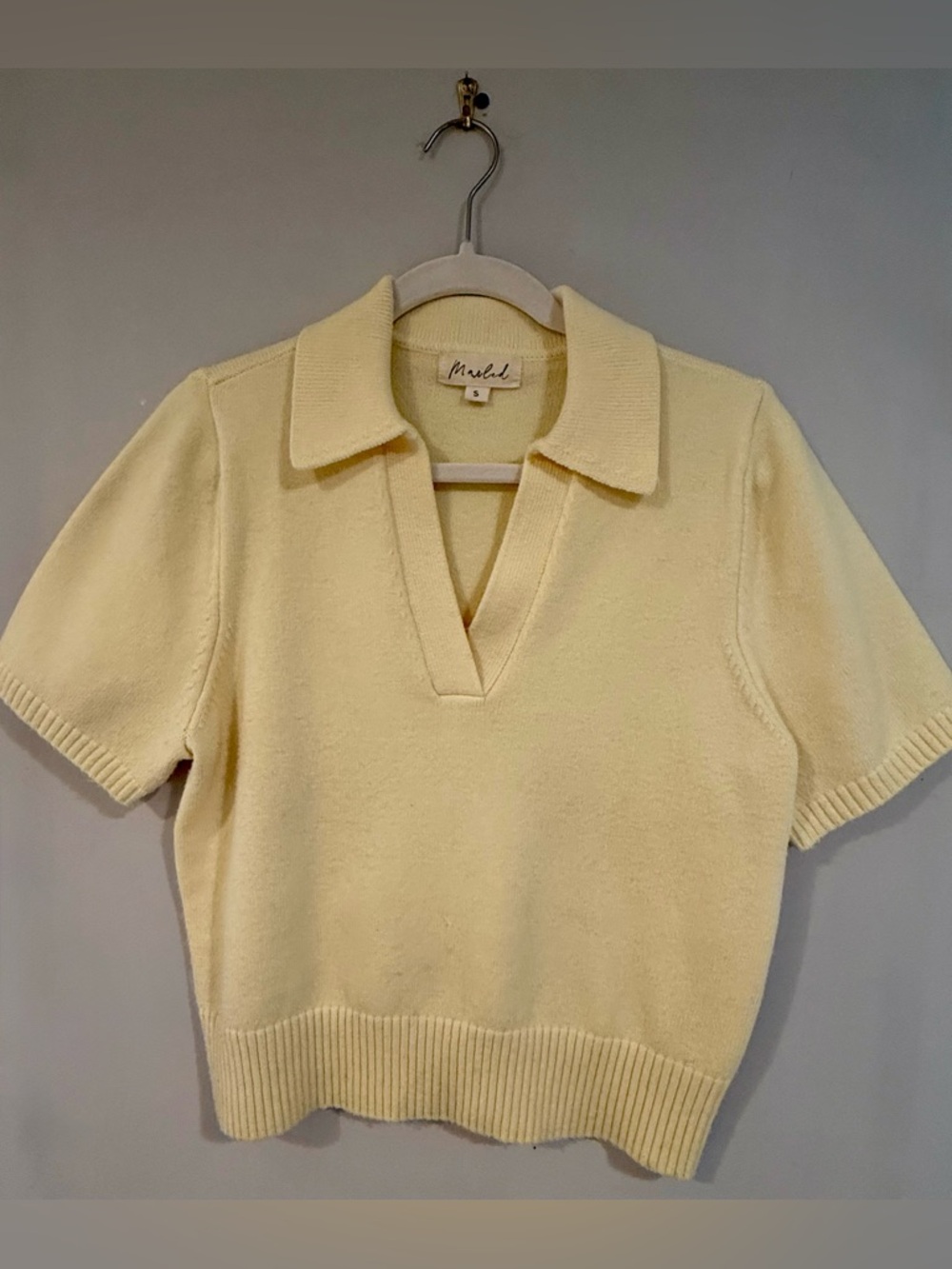 Marled Pale Yellow Knit Polo Short Sleeved Top, Small